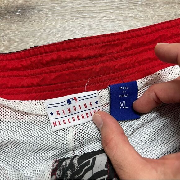 MLB Phillies Genuine Merchandise Board shorts mesh lining Grey Size XL - Picture 7 of 8